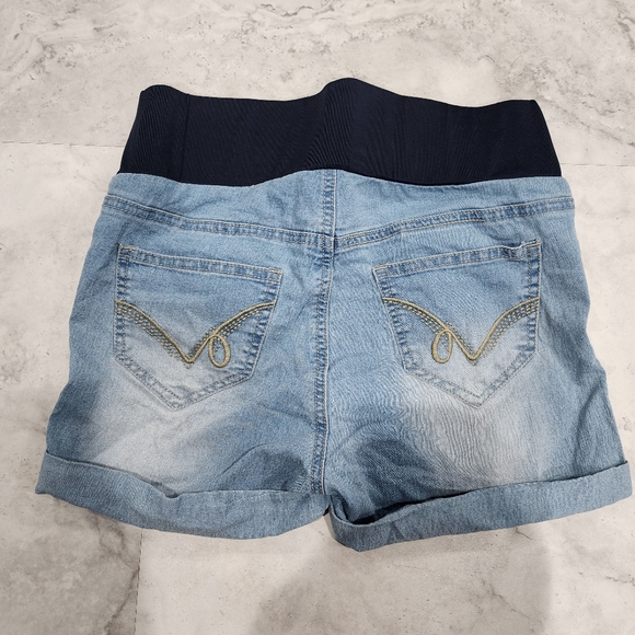 Oh! Mamma Maternity Short Small - Picture 2 of 5